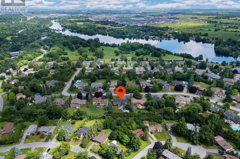 28585441/1108-lena-avenue/manotick-long-island-nicholls-island/ottawa/ontario/K4M1G2_50