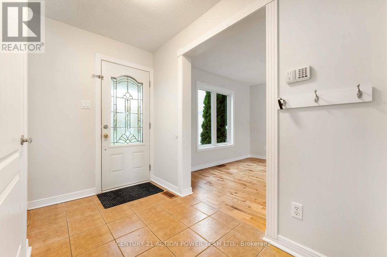 29025910/1474-shawinigan-street/fallingbrookridgemount/ottawa/ontario/K4A2M8_4