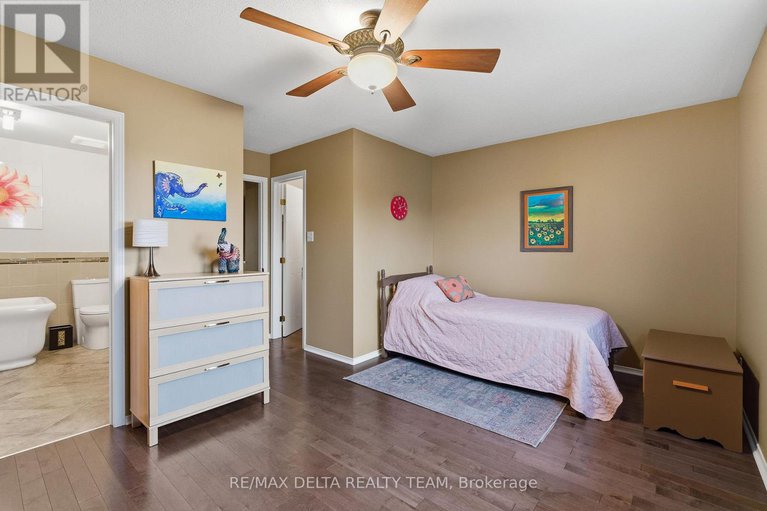 29053952/775-nesting-way/fallingbrookgardenway-south/ottawa/ontario/K4A3X6_20