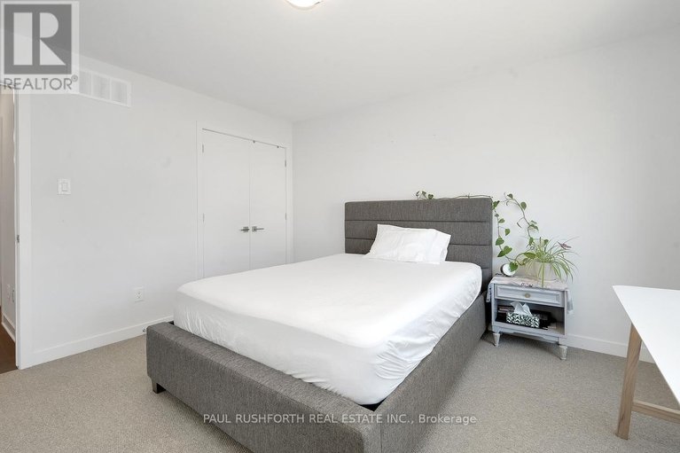 29667355/6483-renaud-road/mer-bleuebradley-estatesanderson-park/ottawa/ontario/K1W0R8_28