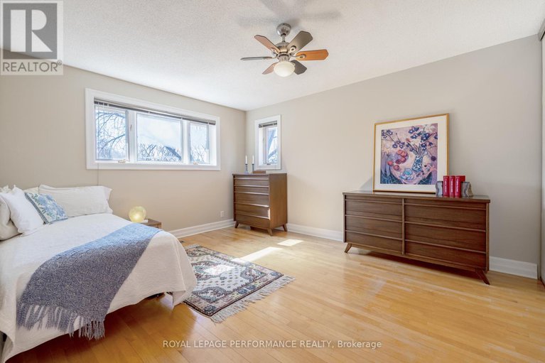 28460430/55-delong-drive/rothwell-heights/ottawa/ontario/K1J7E4_25