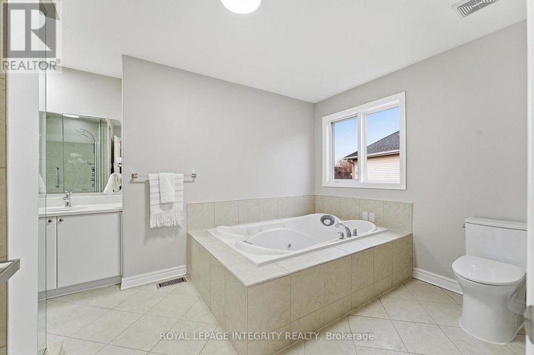 29145145/607-devonwood-circle/blossom-parkkemp-parkfindlay-creek/ottawa/ontario/K1T4E6_28