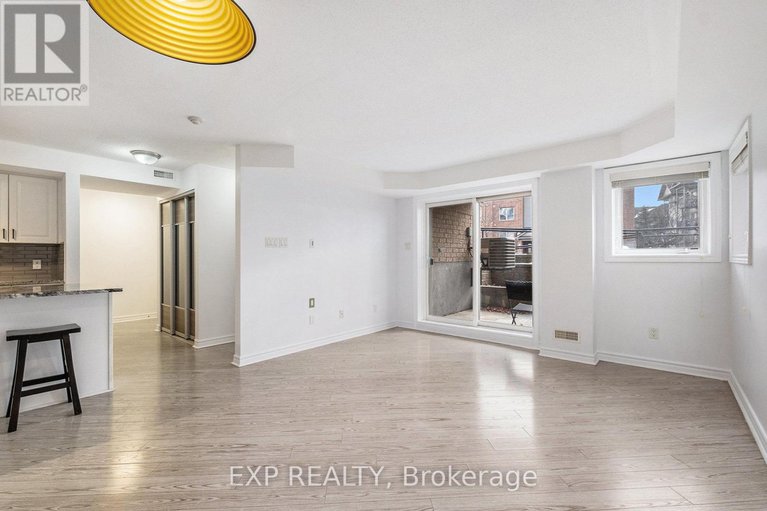 29224792/2-305-cresthaven-drive/barrhaven-east/ottawa/ontario/K2G4R5_3