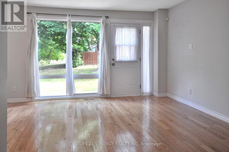 28835571/57-4613-carrington-place/pineview/ottawa/ontario/K1B4R1_3