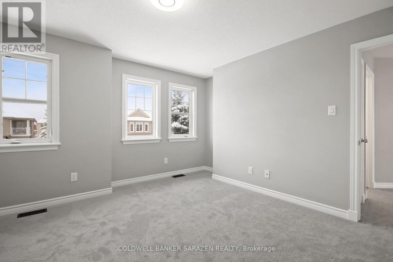 29667905/149-august-lily-crescent/riverside-southgloucester-glen/ottawa/ontario/K1V2E3_30