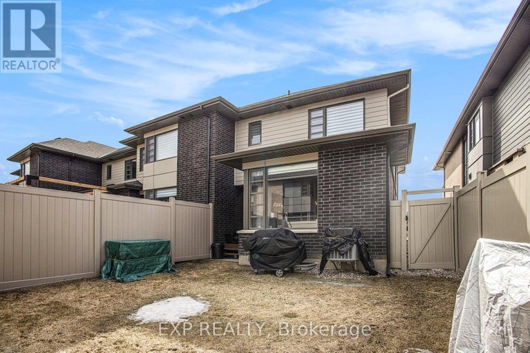 29526070/1022-lunar-glow-crescent/riverside-southgloucester-glen/ottawa/ontario/K4M0J9_27