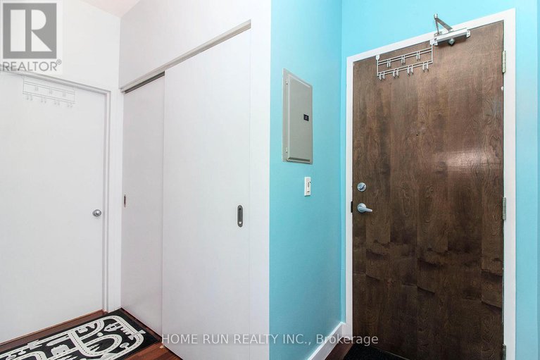 28407033/202-383-cumberland-street/lower-townbyward-market/ottawa/ontario/K1N1J7_3