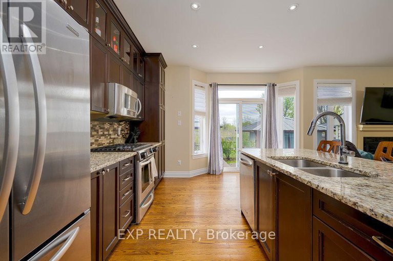 28293865/6768-breanna-cardill-street/greely/ottawa/ontario/K4P0C3_10