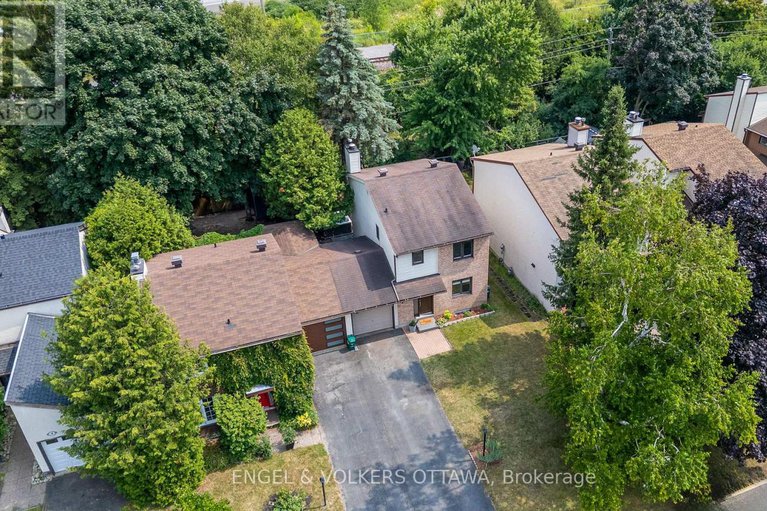 28735964/42-henfield-avenue/knollsbrook/ottawa/ontario/K2J1J8_2