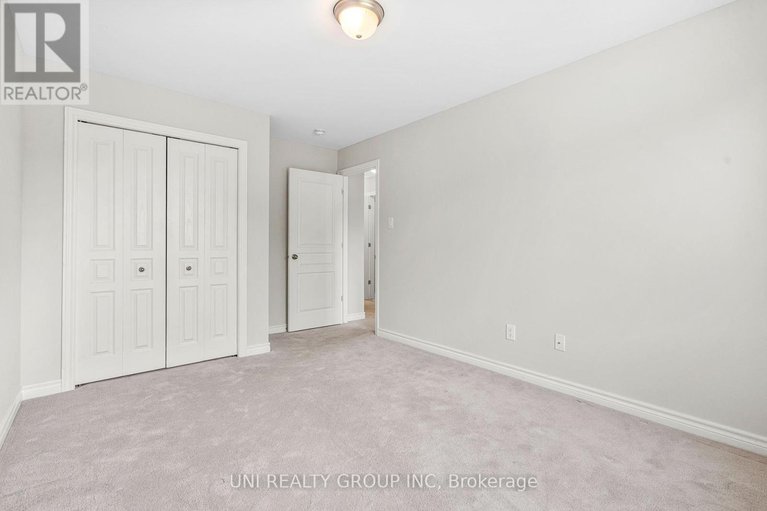 28754671/245-dolce-crescent/riverside-southgloucester-glen/ottawa/ontario/K1X0B3_24