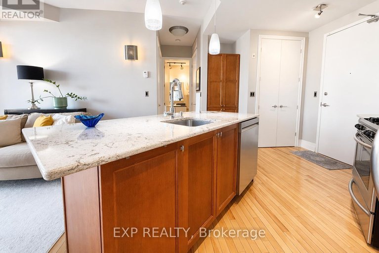 29579526/209-260-besserer-street/sandy-hill/ottawa/ontario/K1N1J3_10