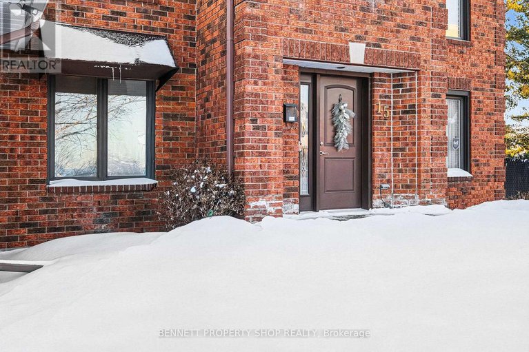 29325608/15-brandy-creek-crescent/bridlewood/ottawa/ontario/K2M2B8_3