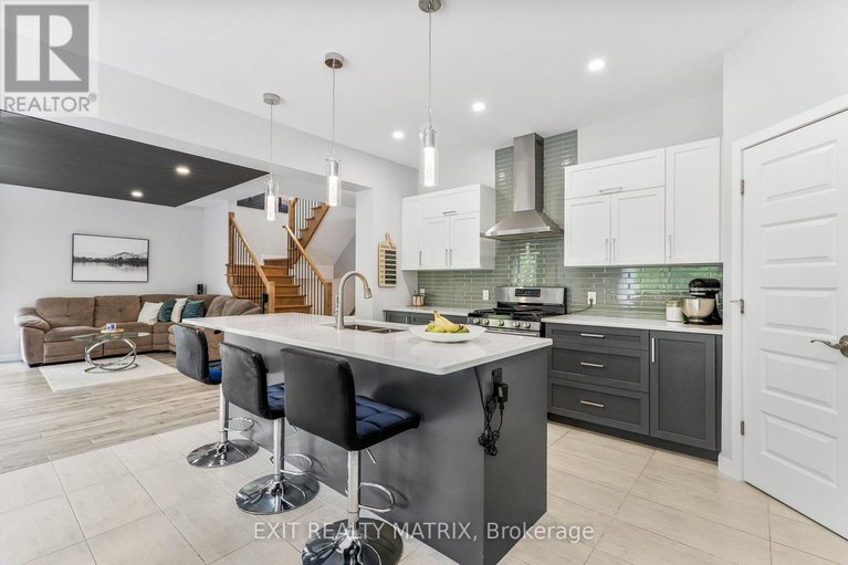 28350119/1463-vinette-road/clarencerockland-twp/clarence-rockland/ontario/K0A1N0_12