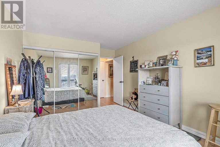 28173119/1409-158-c-mcarthur-avenue/vanier/ottawa/ontario/K1L8E7_13