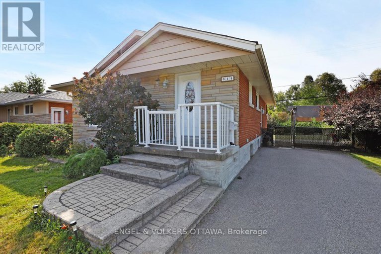 28847958/814-pleasant-park-road/elmvale-acres/ottawa/ontario/K1G1Y9_2
