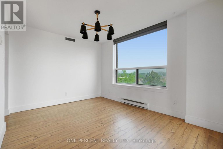28456038/610-215-parkdale-avenue/mechanicsville/ottawa/ontario/K1Y4T8_16