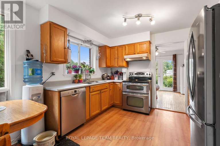 29186256/5687-cherry-street/south-dundas-williamsburgh-twp/south-dundas/ontario/K0C1X0_13