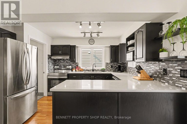 29450647/53-filion-crescent/bridlewood/ottawa/ontario/K2M1V5_4