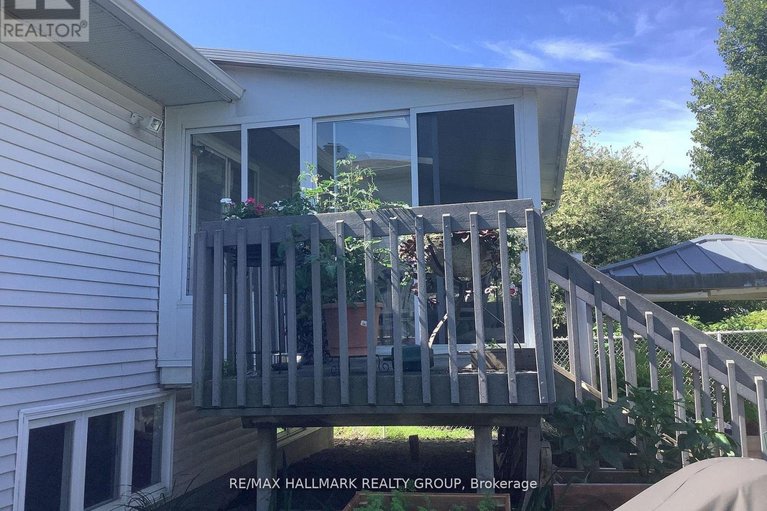 29630266/641-wilkie-drive/fallingbrookpineridge/ottawa/ontario/K4A1R8_20