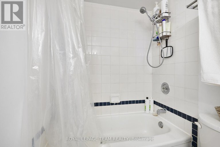 28513339/1010-110-forward-avenue/mechanicsville/ottawa/ontario/K1Y4S9_30
