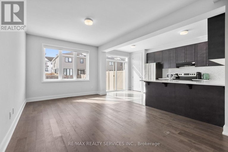 29447721/724-rouncey-road/emerald-meadowstrailwest/ottawa/ontario/K2S1B6_28