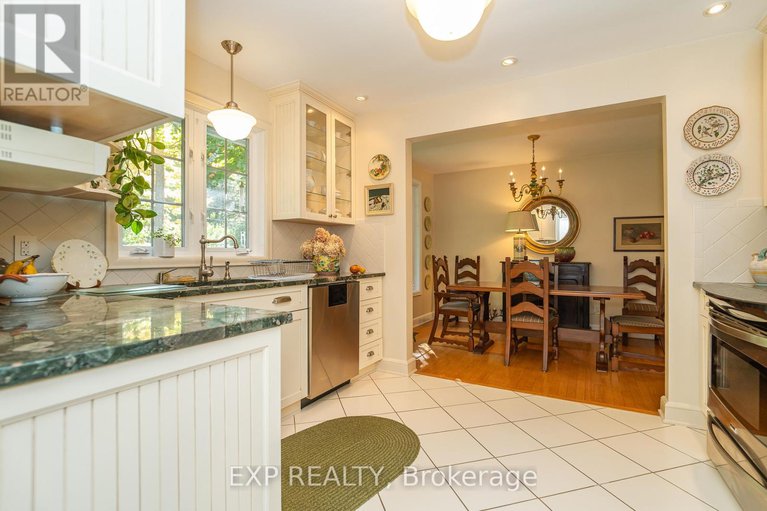 29139161/504-thessaly-circle/alta-vistafaircrest-heights/ottawa/ontario/K1H5W5_28