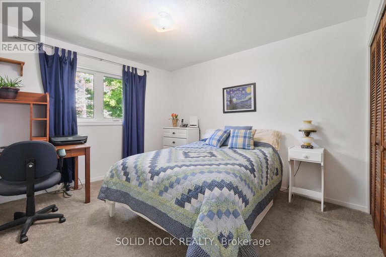 28631111/209-deerwood-drive/fitzroy-ward-south-west/ottawa/ontario/K0A2H0_25