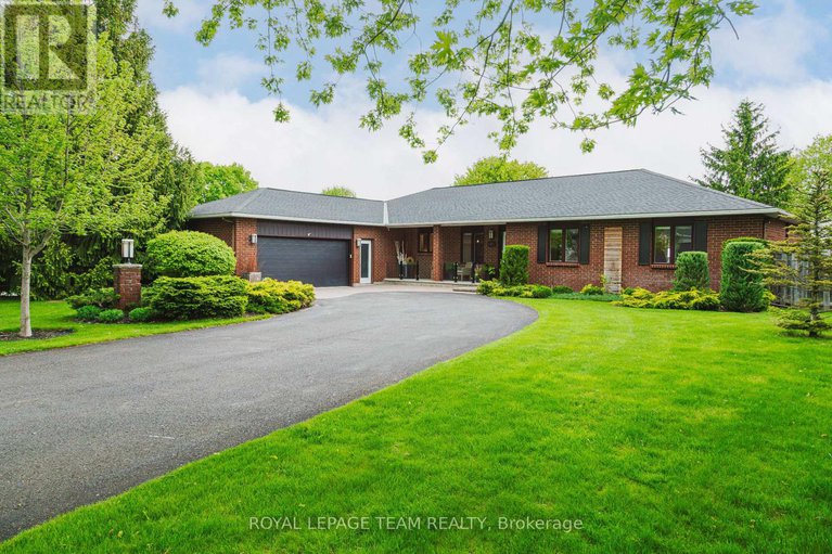 29324370/1085-lena-avenue/manotick-long-island-nicholls-island/ottawa/ontario/K4M1E7_1