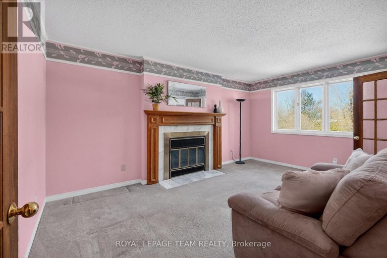 29365768/38-maple-grove-road/katimavik/ottawa/ontario/K2L3K8_18