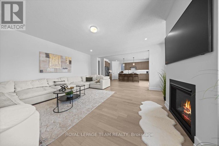 29369220/60-green-ash-avenue/goulbourn-twp-from-franktown-rdsouth-to-rideau/ottawa/ontario/K0A2Z0_20