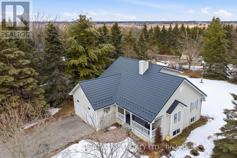 29482304/723-country-street/mississippi-mills-ramsay-twp/mississippi-mills/ontario/K0A1A0_1