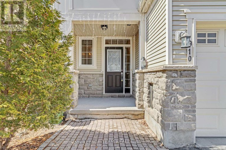 28376167/910-caldermill-private-w/stonebridge/ottawa/ontario/K2J0Z7_4