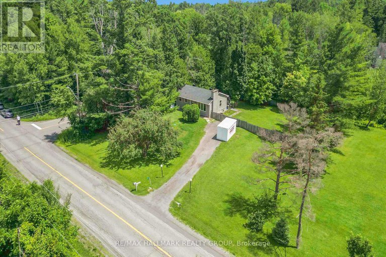28579608/1048-kerwin-road/kanata-north-east/ottawa/ontario/K2K1X7_35