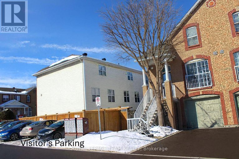 29399139/20-heartleaf-private/hunt-club-parkgreenboro/ottawa/ontario/K1T3Z9_2