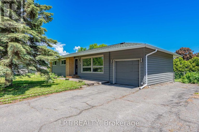 28384629/5-attwood-crescent/city-viewskylinefisher-heightsparkwood-hills/ottawa/ontario/K2E5B1_2