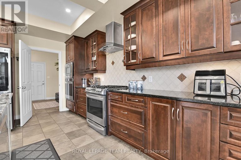 28925514/756-kilbirnie-drive/stonebridge/ottawa/ontario/K2J0M2_11