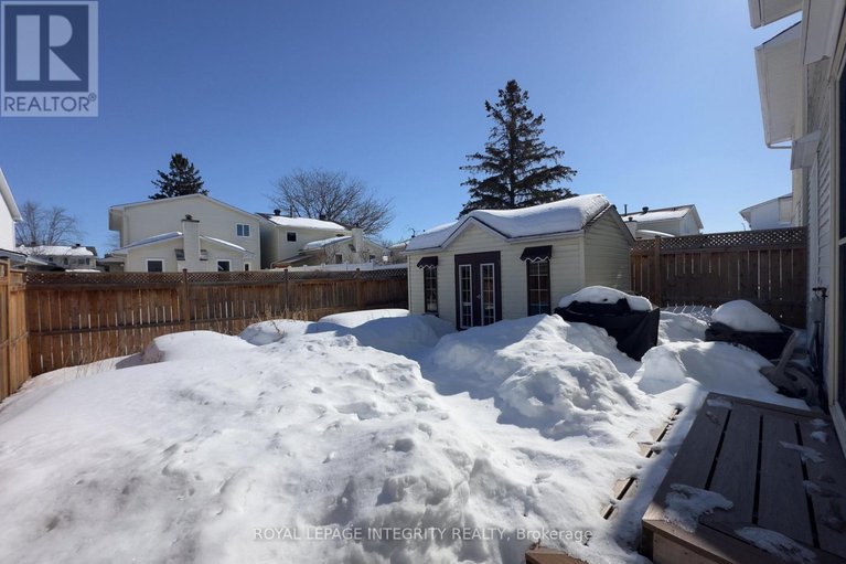 29413883/1097-moselle-crescent/convent-glen/ottawa/ontario/K1C2S8_35