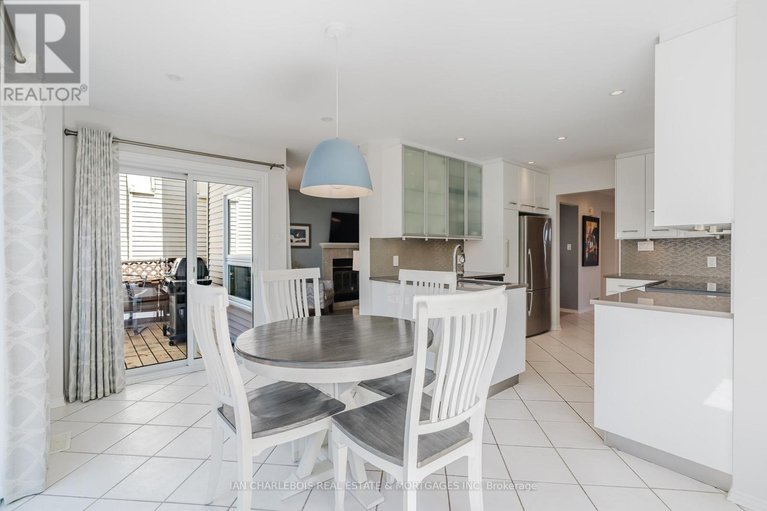 29631308/583-apollo-way/fallingbrookpineridge/ottawa/ontario/K4A1T7_21