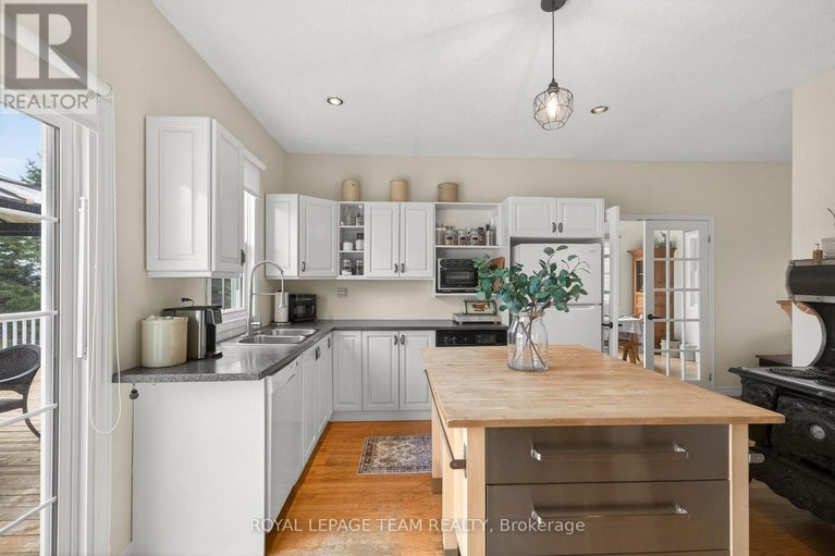 29568130/180-route-500-road/russell-twp/russell/ontario/K4R1E5_14