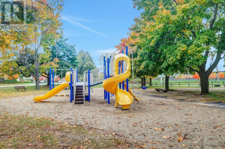 29024962/72-craig-henry-drive/craig-henrywoodvale/ottawa/ontario/K2G3Z6_36