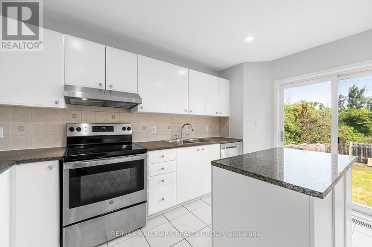28813425/1146-halton-terrace/morgans-grantsouth-march/ottawa/ontario/K2W1G9_16