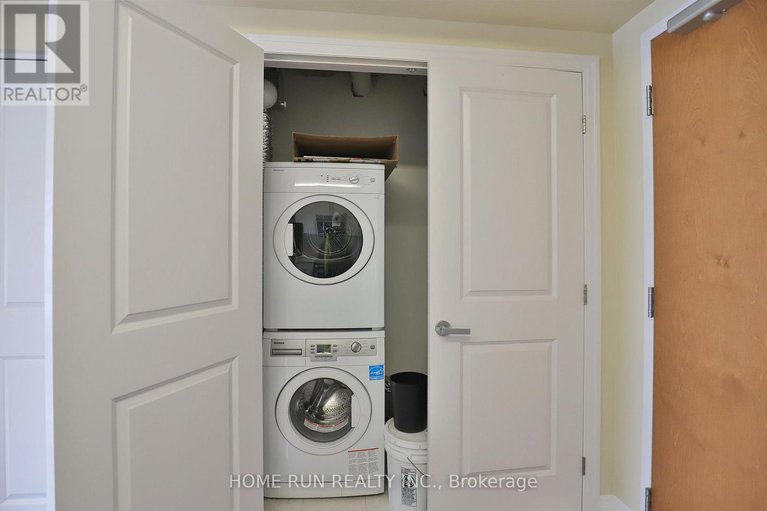 28364502/1203-195-besserer-street/sandy-hill/ottawa/ontario/K1N0B6_17