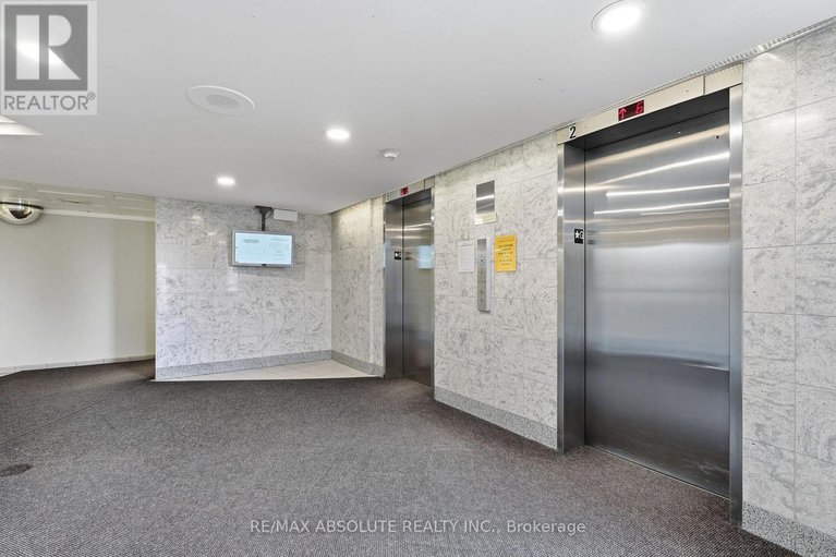 29591012/1010-915-elmsmere-road/beacon-hill-south/ottawa/ontario/K1J8H8_4