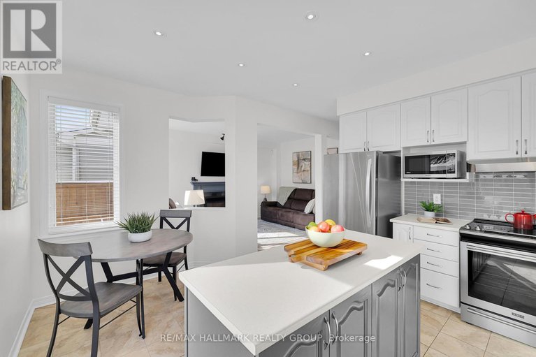 29371237/7-rodeo-drive/longfields/ottawa/ontario/K2J4Z3_17