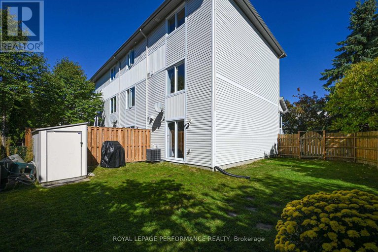 28998984/42-yorkville-street/central-park/ottawa/ontario/K2C4B5_27