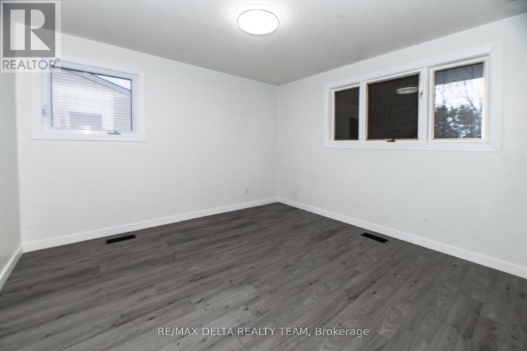 29227688/785-de-salaberry-street/beacon-hill-north/ottawa/ontario/K1J6Y5_24