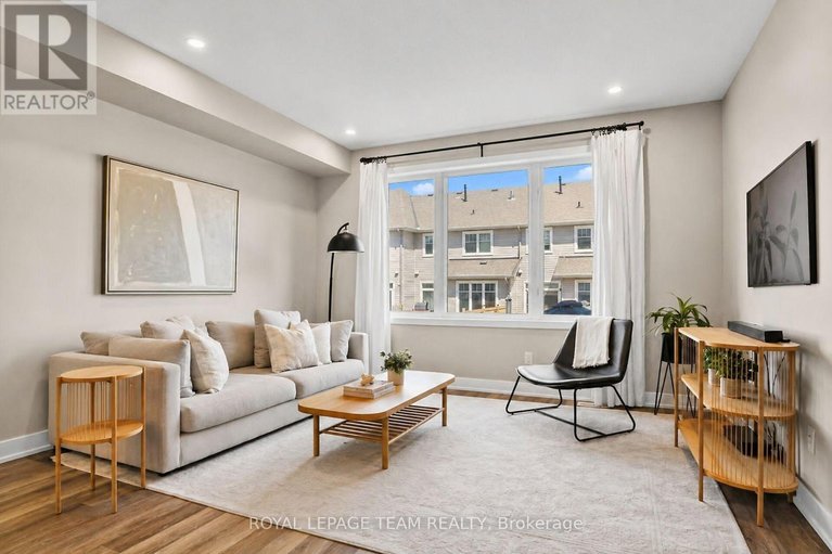 29658061/506-edenwylde-drive/remainder-of-stittsville-area/ottawa/ontario/K2S2K4_22