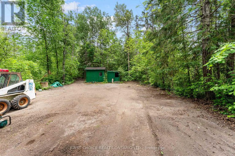 28507274/96-constance-lake-road/kanata-north-east/ottawa/ontario/K2K1X7_28
