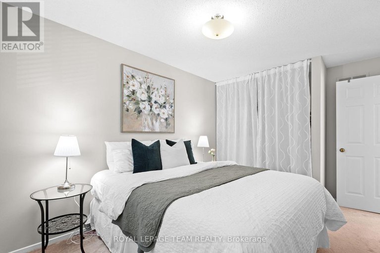 28918556/24-hyannis-avenue/cedargrovefraserdale/ottawa/ontario/K2J2W8_25