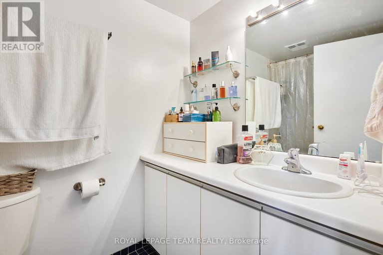 28513339/1010-110-forward-avenue/mechanicsville/ottawa/ontario/K1Y4S9_29